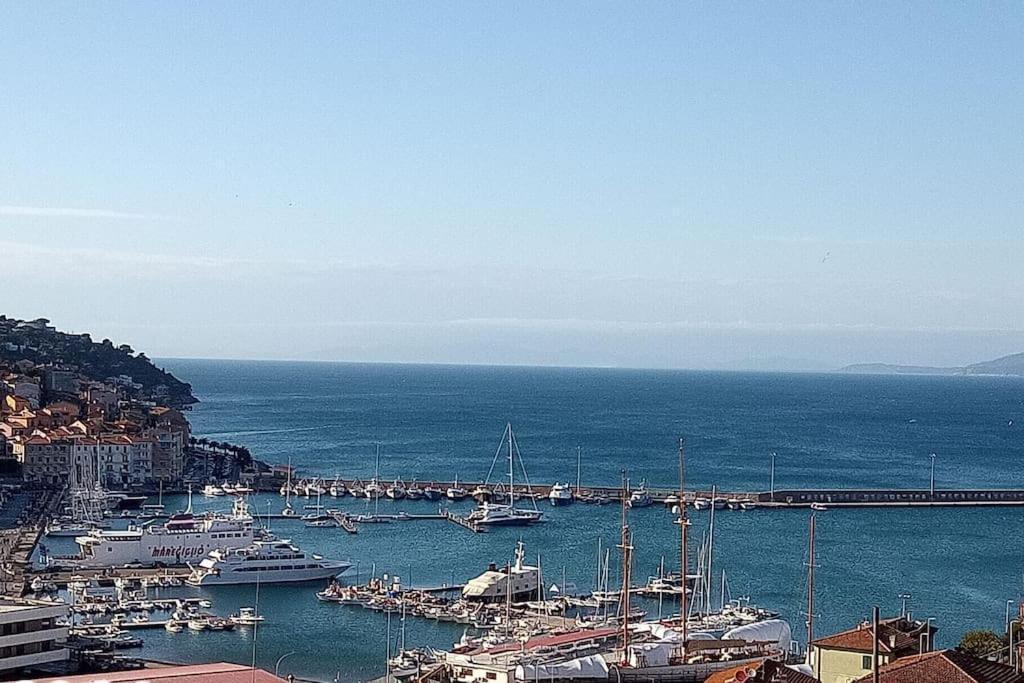 Sweet Liana Un Tuffo Nel Cuore Del Paese Porto Santo Stefano  Ngoại thất bức ảnh