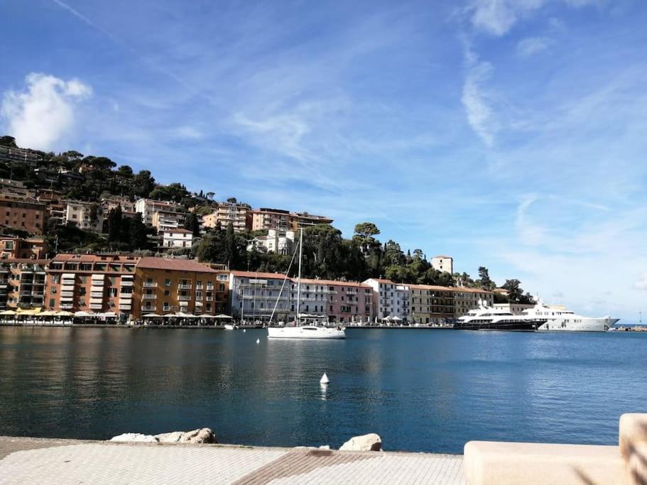 Sweet Liana Un Tuffo Nel Cuore Del Paese Porto Santo Stefano  Ngoại thất bức ảnh